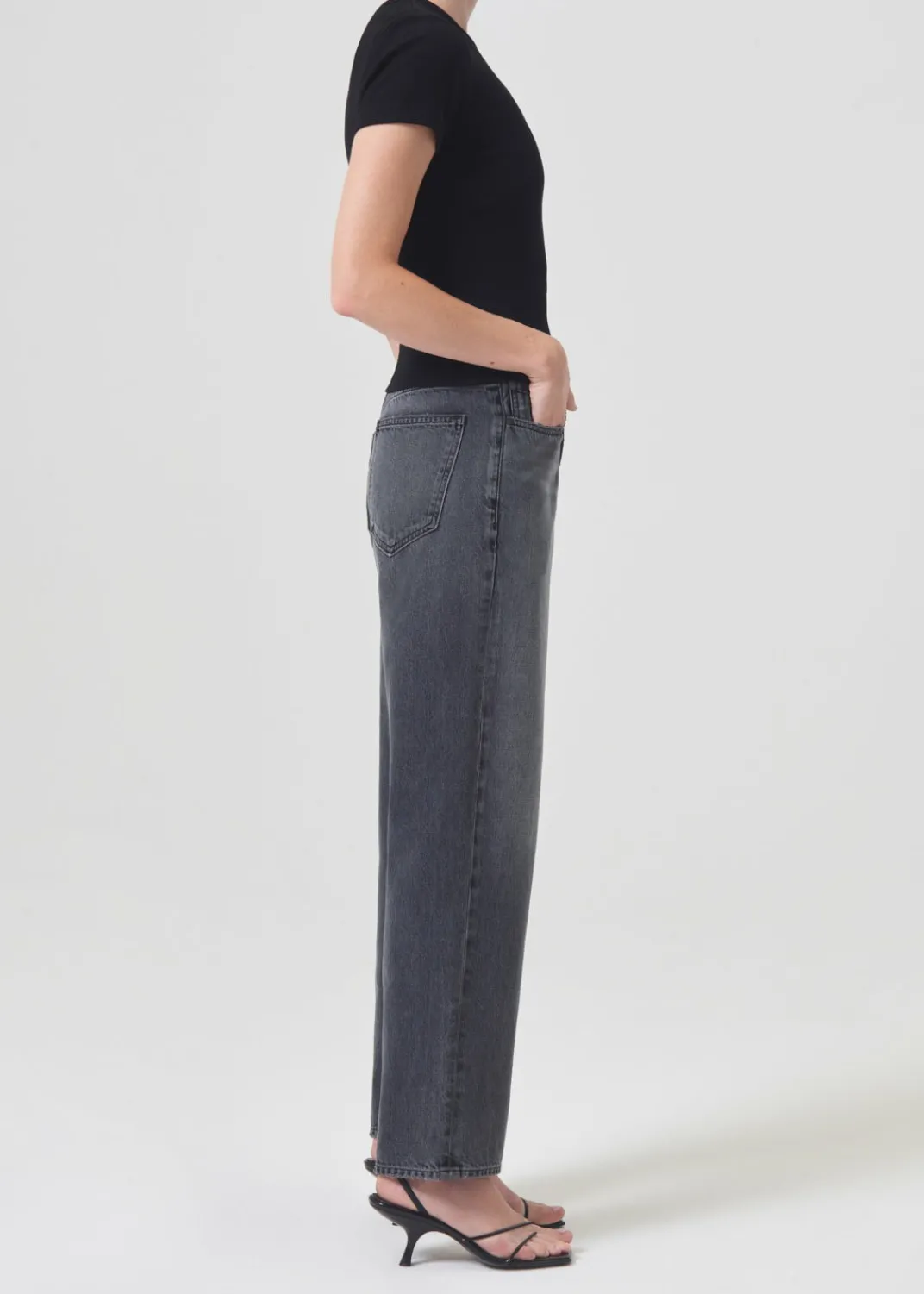 Store AGOLDE Criss Cross Upsized Jean In Synchronize