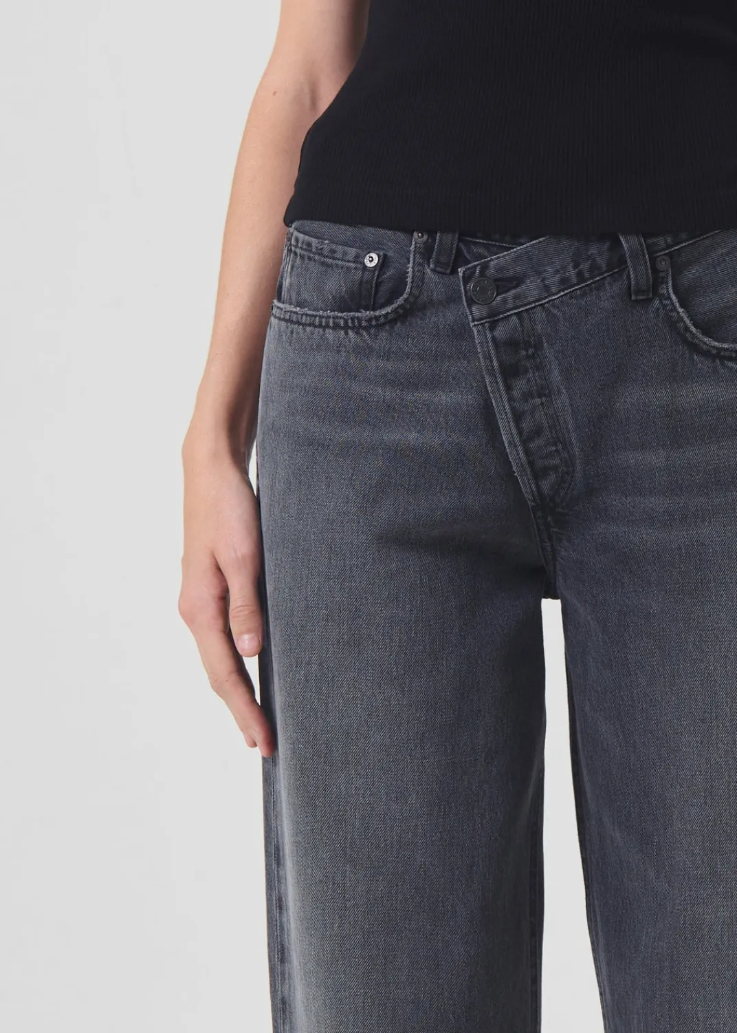 Store AGOLDE Criss Cross Upsized Jean In Synchronize
