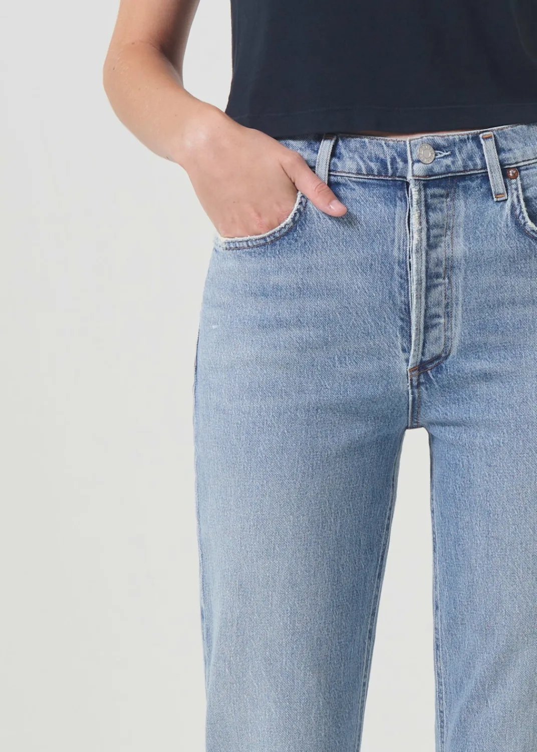 Discount AGOLDE Riley High Rise Straight Crop (Stretch) In Hassle